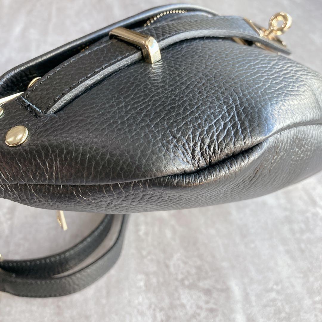 極美品】AULENTTI オーレンティ ボディバッグ 本革 黒 ゴールド