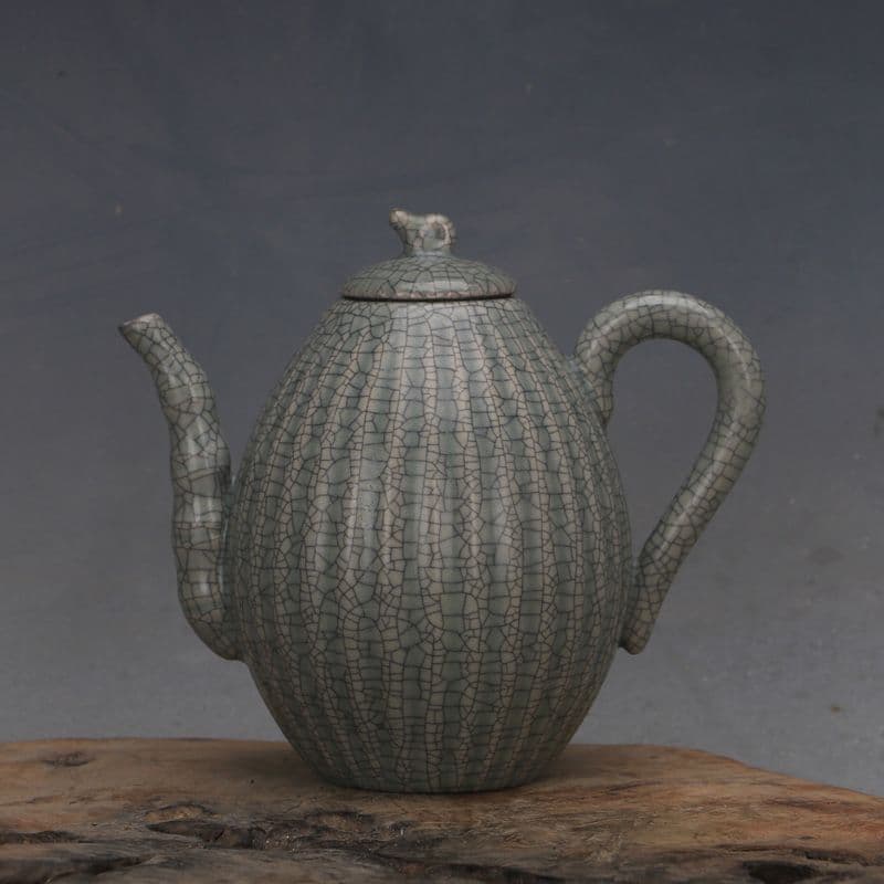 宋汝窯青釉清涼寺竹節瓜稜壺  現代工芸品 美術品 置物