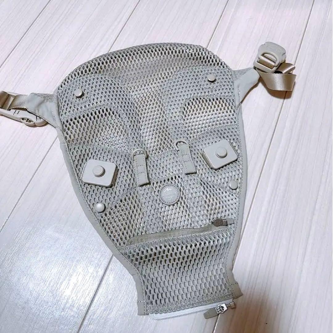 箱無し☆美品☆エアバギー 抱っこ紐 サンドアッシュ スタッフバック