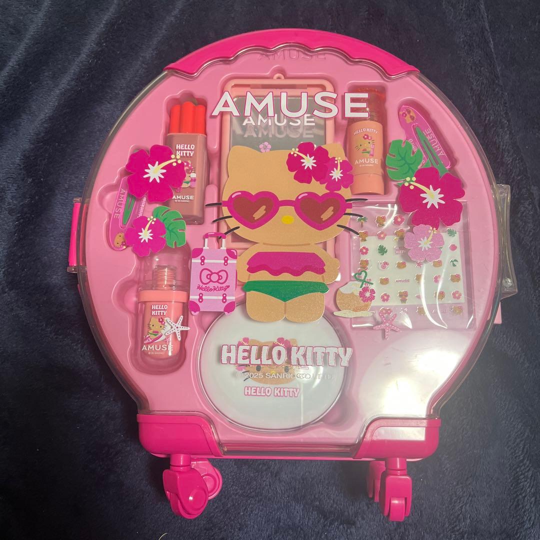 amuse ハローキティコラボ　ウォームセット