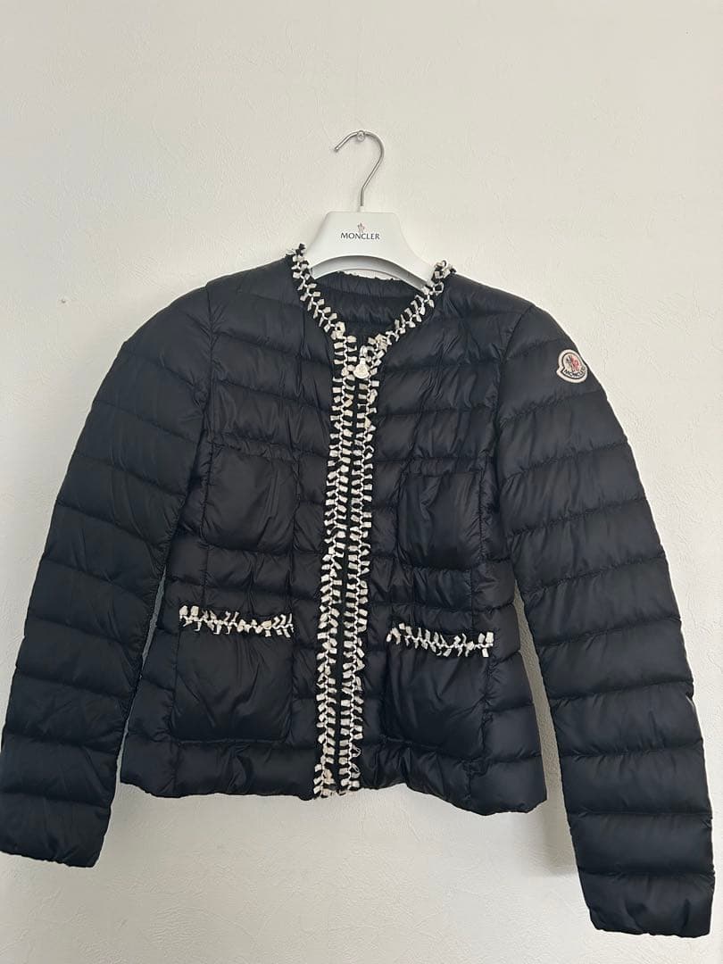 Moncler ダウンジャケットHIVA