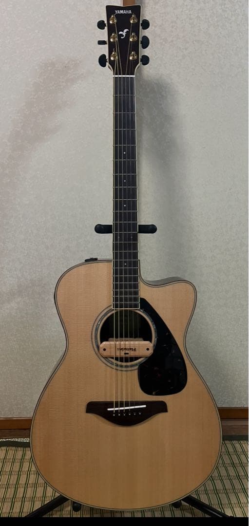 Yamaha fsx エレキ　アコースティック　ギター　カッタウェイ