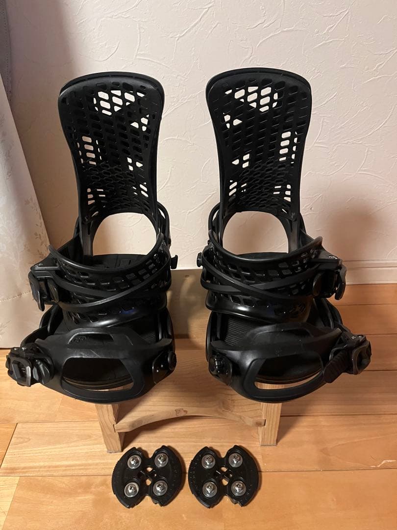 2/22まで出品　バートン　ジェネシス　リフレックス　サイズM ブラック