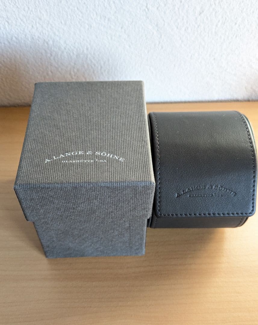 非売品 A LANGE&SOHNE ウォッチボックス ノベルティ Yahoo!オークション -「ランゲ&ゾーネ ケース」(アクセサリー、時計