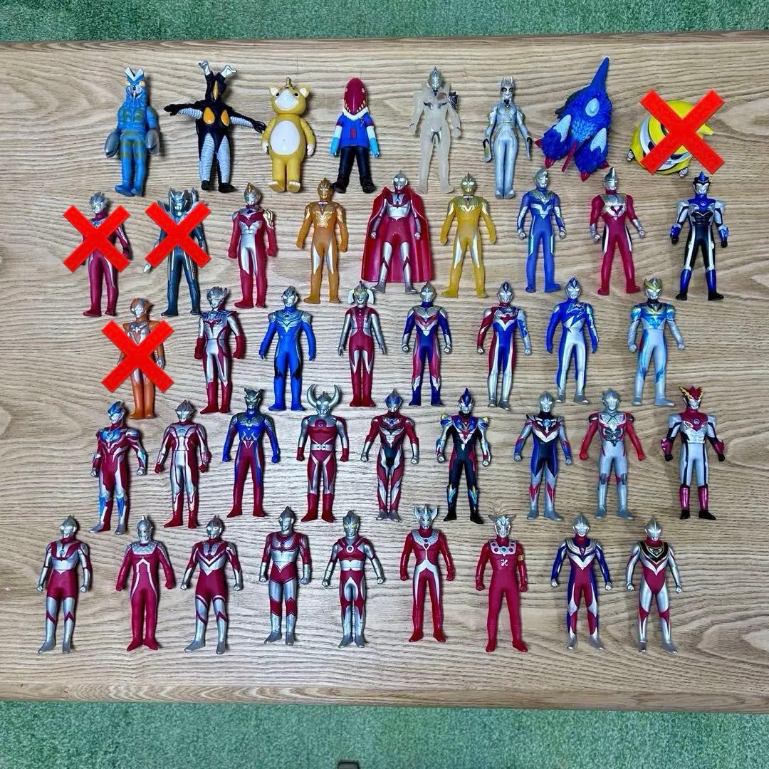 おもちゃ　バンダイ　ウルトラマン　ソフビ　42体セット