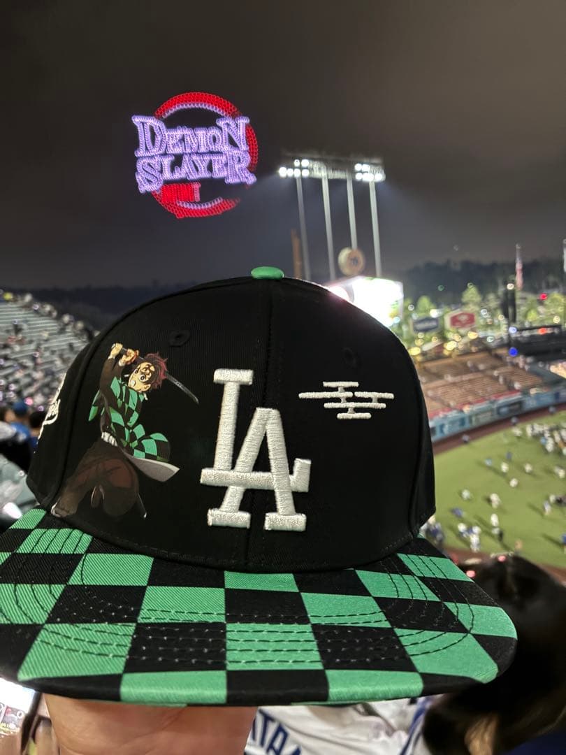 【新品】鬼滅の刃 ドジャース コラボキャップ