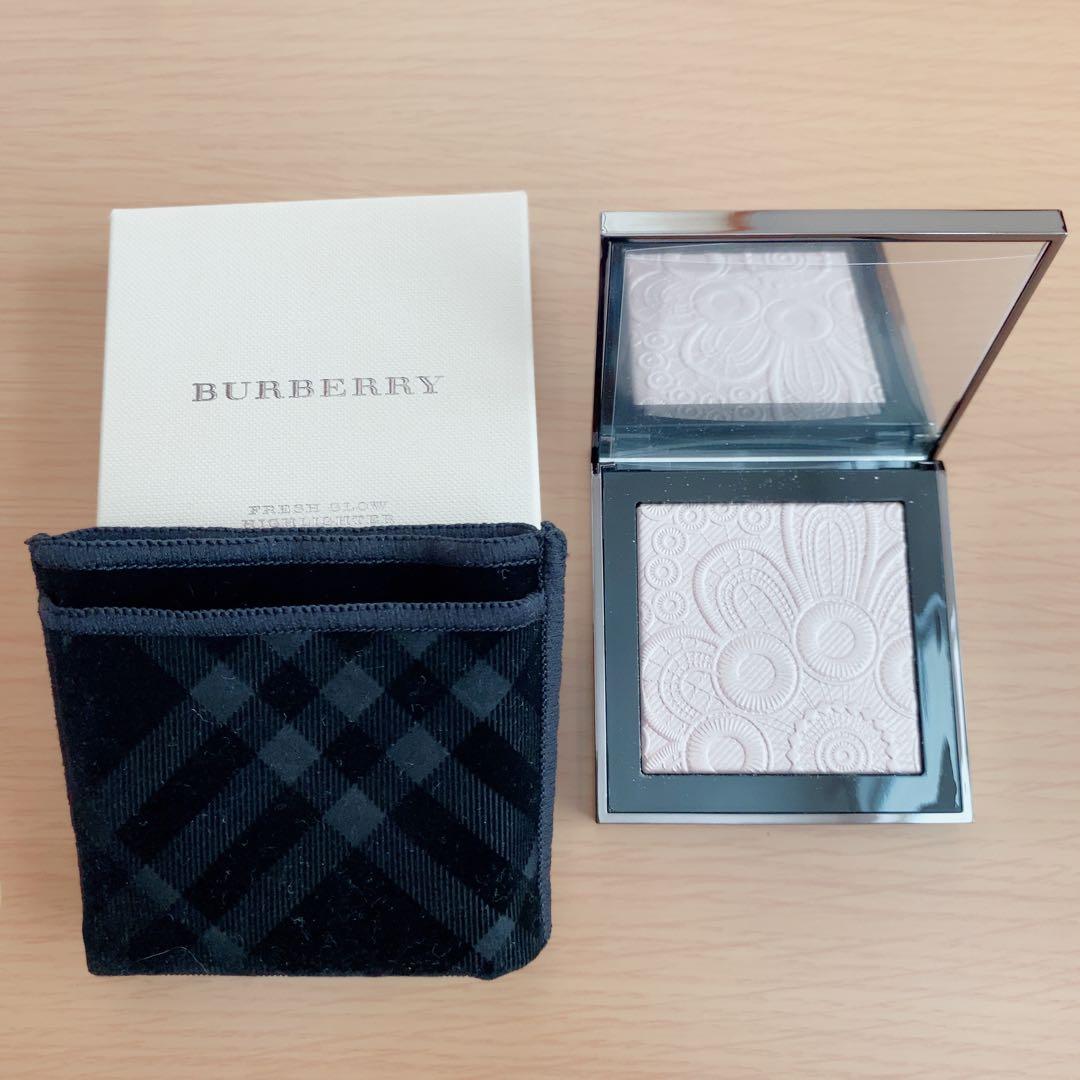【限定＊新品未使用】BURBERRY フレッシュグロウハイライター No.03 フレッシュグロウ ハイライター 03. PINK PEARL / Burberry Beauty