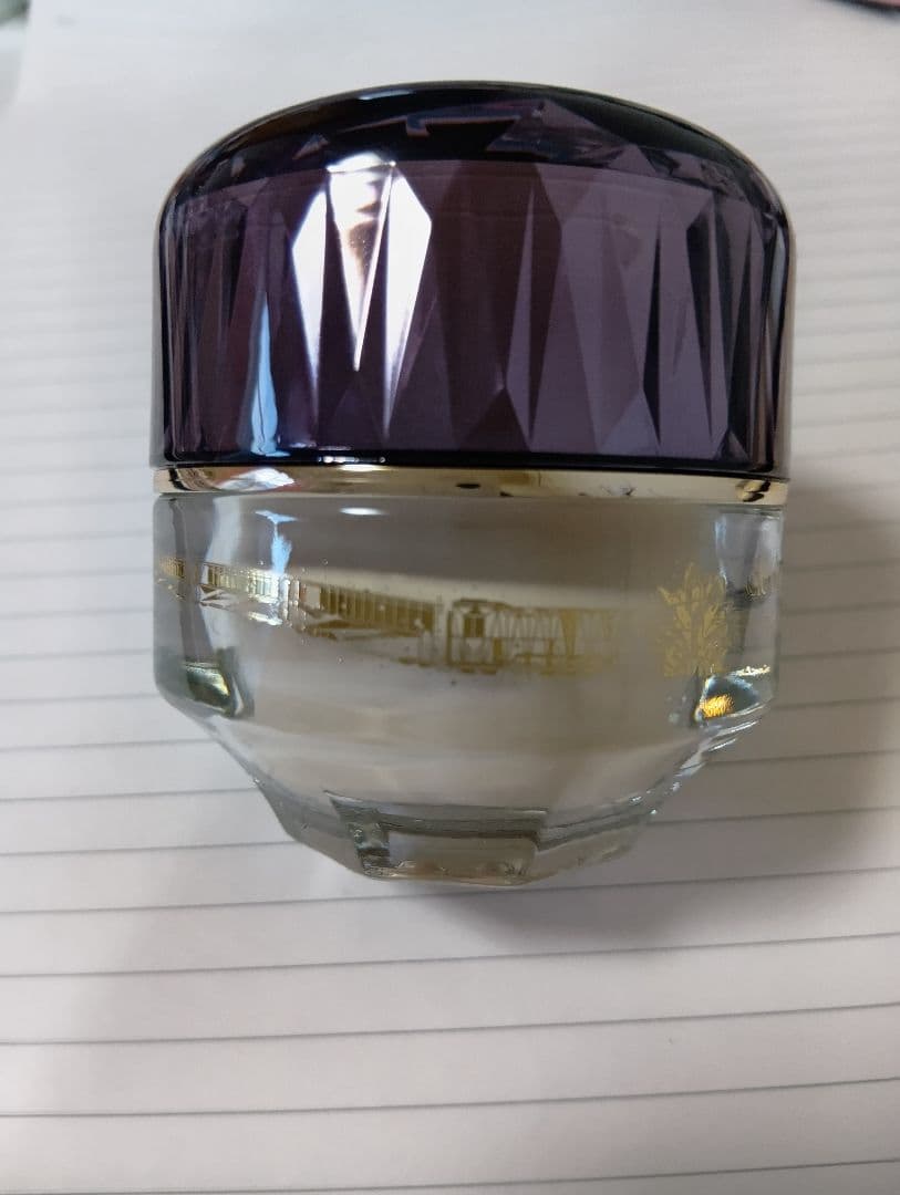 日*4様 クレド•ポー•ボーテ ル•フォンドゥタンnオークル00ホリデー2025