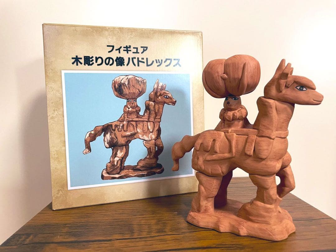 ポケセン限定 木彫りの像 バドレックス - メルカリ