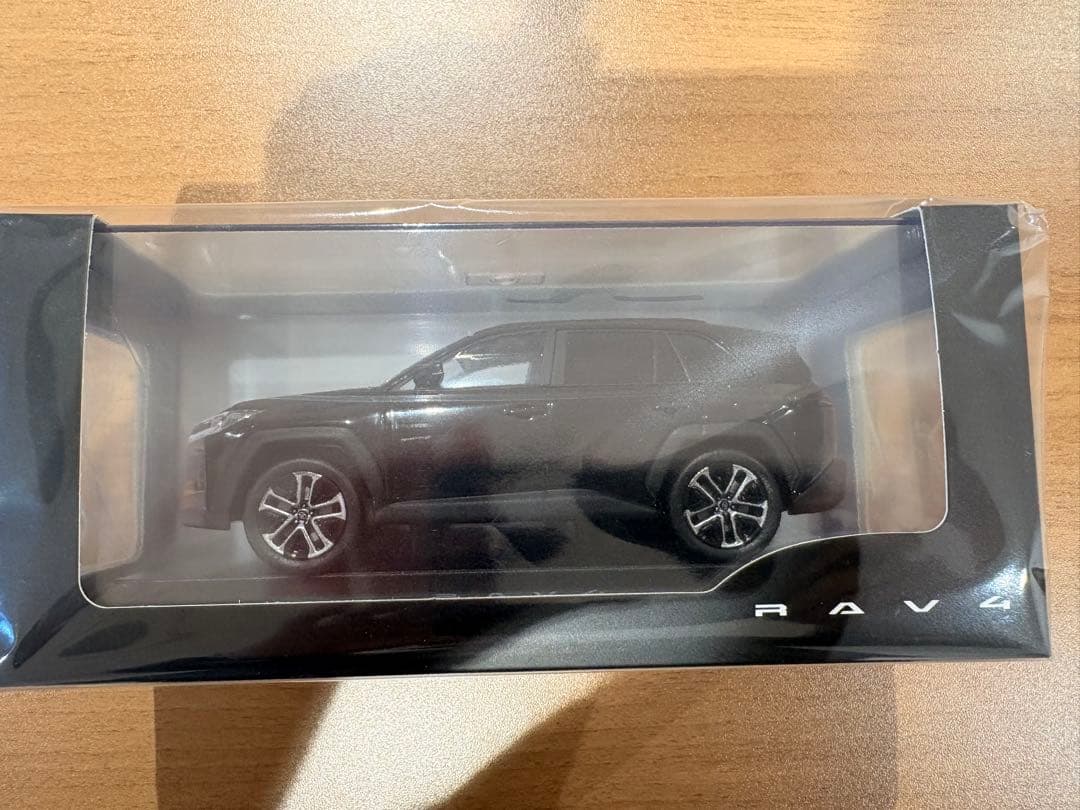 新型 RAV4 ミニカー