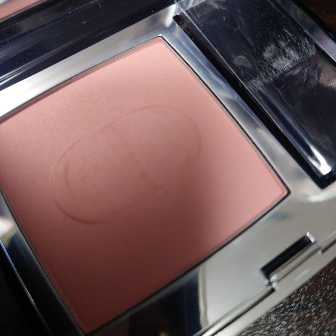 店舗限定 ディオールスキン ルージュブラッシュ #732 ピーチコロール