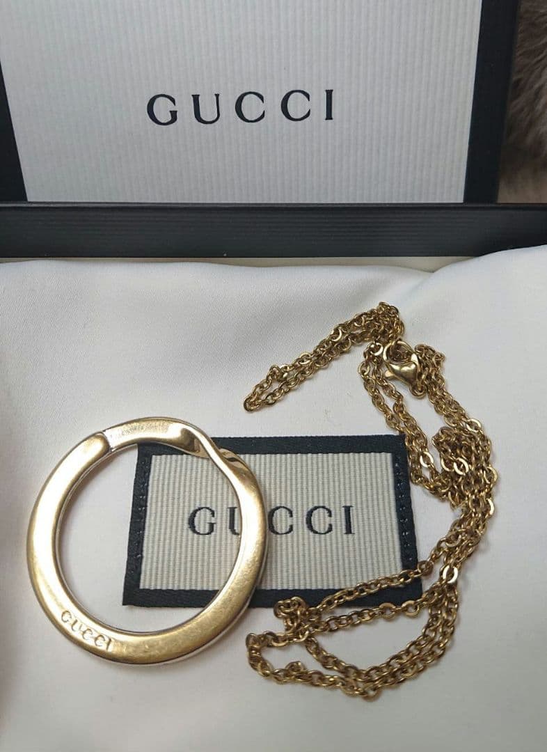 【正規 美品】GUCCI ロゴ刻印ゴールド金色キーリング/ネックレスチェーン