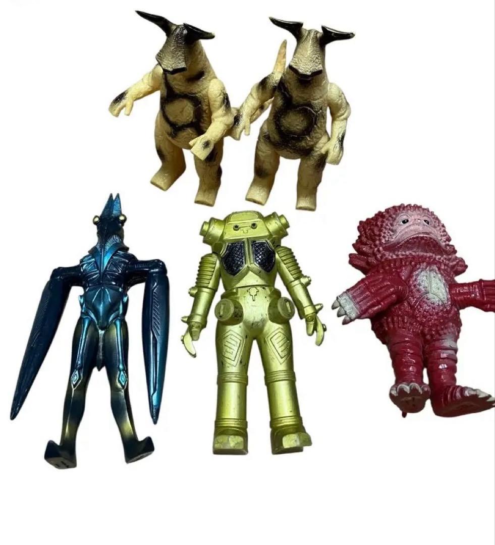 希少品 中古 レア 円谷プロ 1983年 キングジョー　ソフビ 日本製 バンダイ