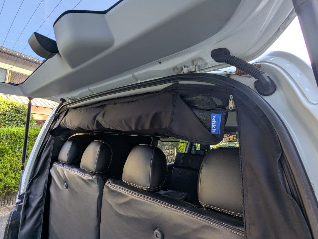 ハイエースワゴン　ワイド用　ユーアイビークル製網戸2枚目セット　車中泊におすすめ