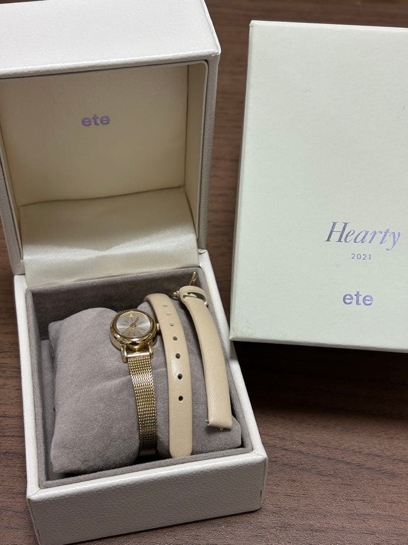 ete Hearty 2021 ゴールド ベージュ 時計