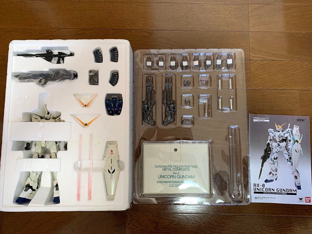 メタルコンポジット#1012ユニコーンガンダム覚醒仕様 黄ばみ、欠品