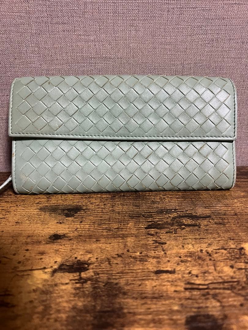 ボッテガヴェネタ イントレチャート長財布緑 BOTTEGA VENETA（ボッテガ・ヴェネタ） 長財布 ラウンドファスナー