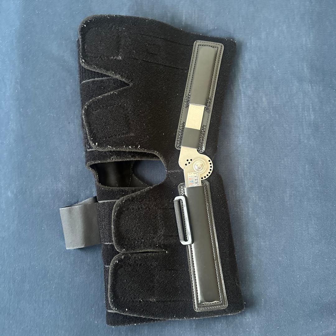 調整可能なブラックサポーター