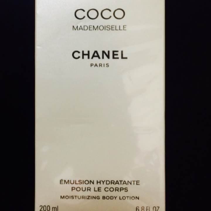 シャネル ココ マドモアゼル ボディーローション、お値下げ可能です！