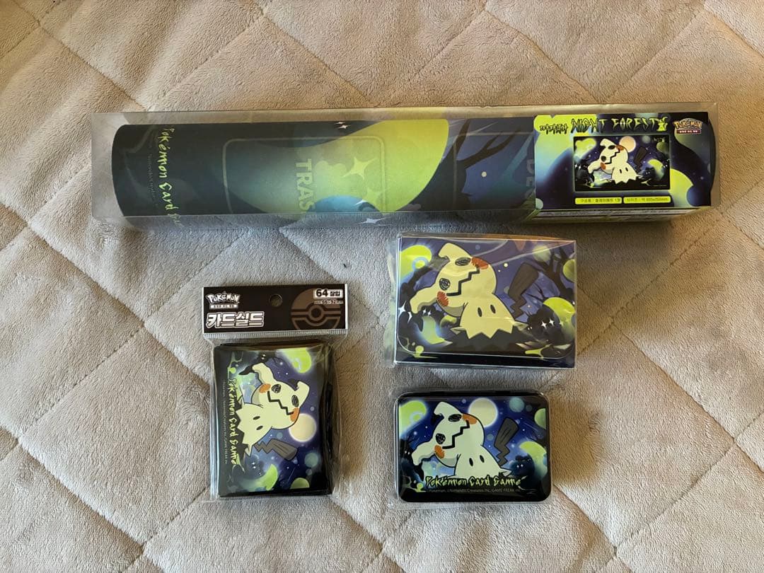 ごー　ポケカ　プレイマット　デッキシールド　ケース　ダメカン　ミミッキュ ポケカ海外情報】 韓国語版ポケモンカードにてミミッキュのサプライ