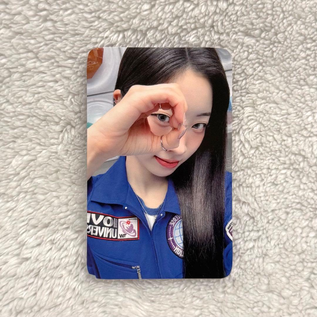 ダヒョン】特典トレカ TWICE 10VE UNIVERSE オンライン - メルカリ