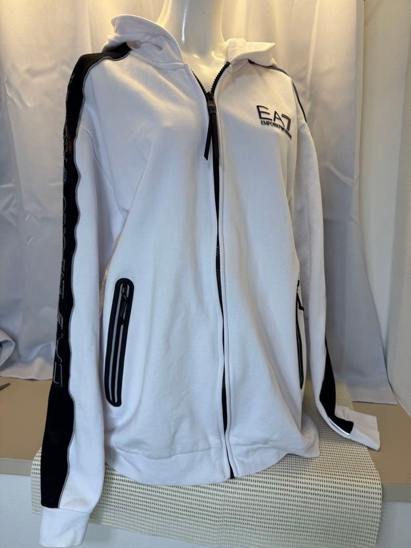 EA7 EMPORIO ARMANI 袖ロゴラインL（XL）ほぼ新品
