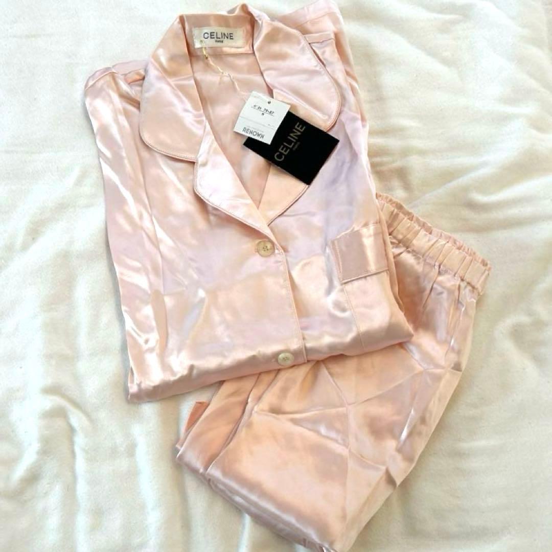 未使用タグ付き　CELINE セリーヌ　シルク100% パジャマ　Mサイズ CELINE（パジャマ）のフリマアイテム一覧
