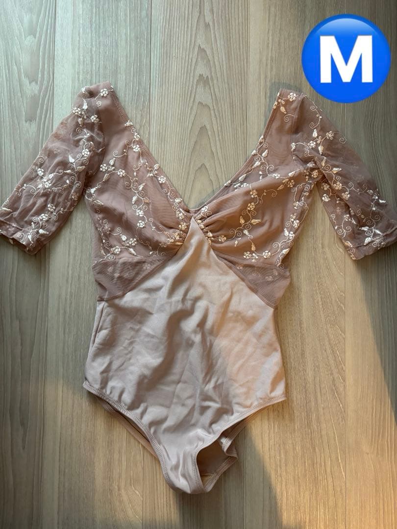 き*ね様 デラロミラノ　レオタード　Ｍサイズ