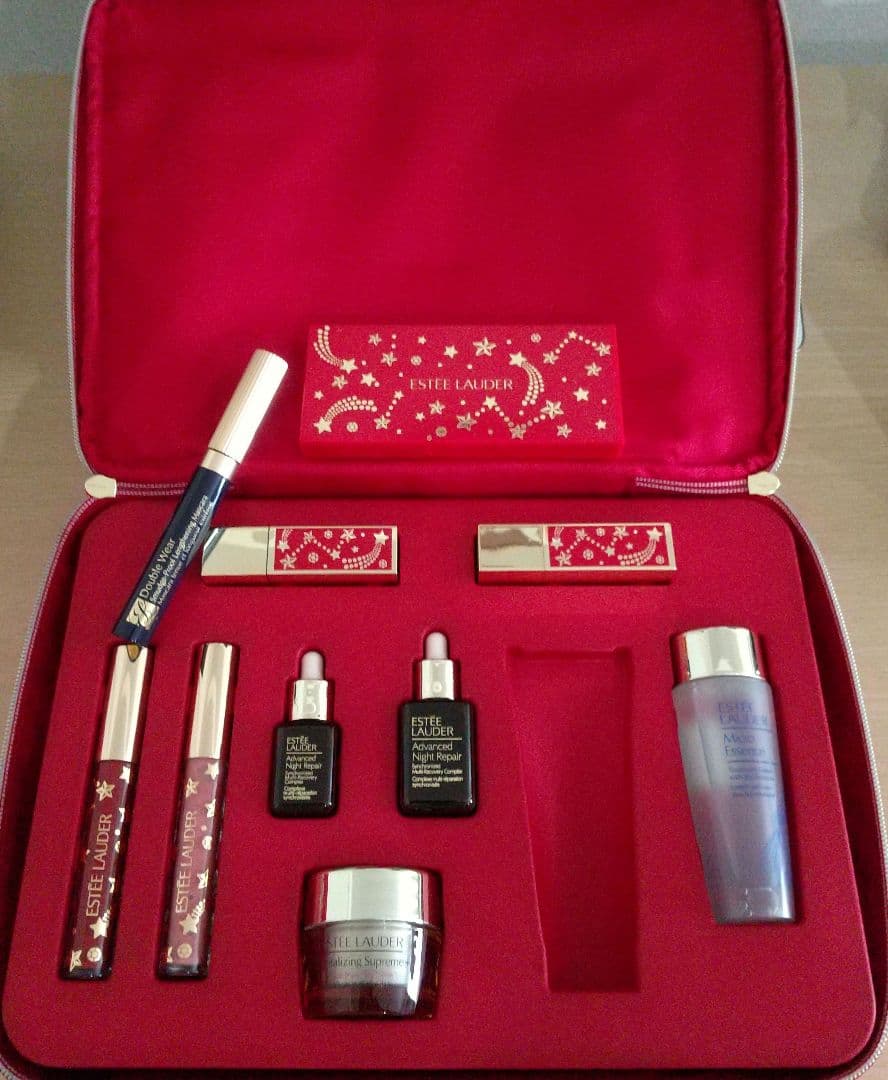 ESTÉE LAUDER クリスマスコフレ 2024