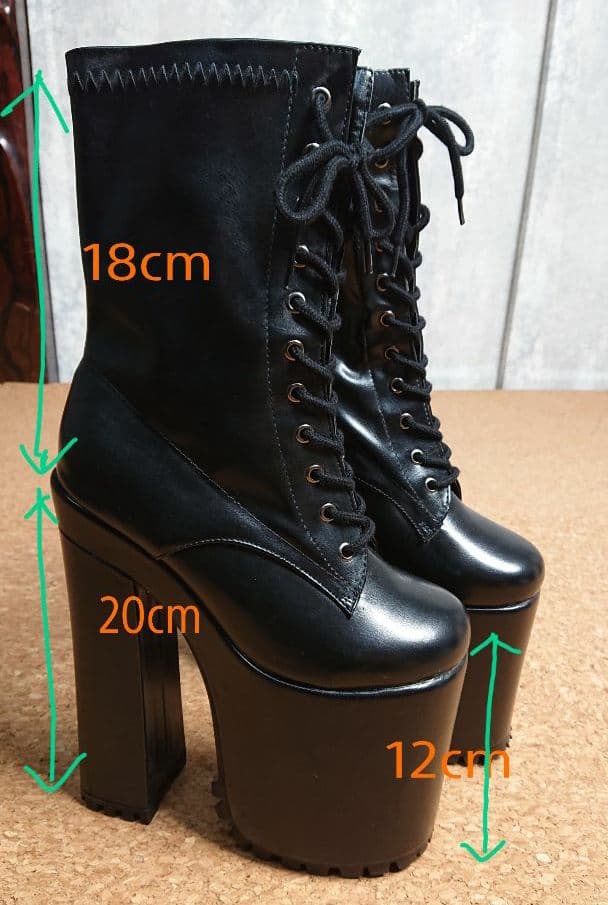 厚底ブーツ 20cmヒール コスプレ 送料込み - メルカリ