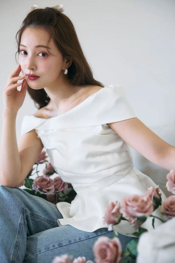 polaura ポローラ　ロマンティックサテンペプラムトップス