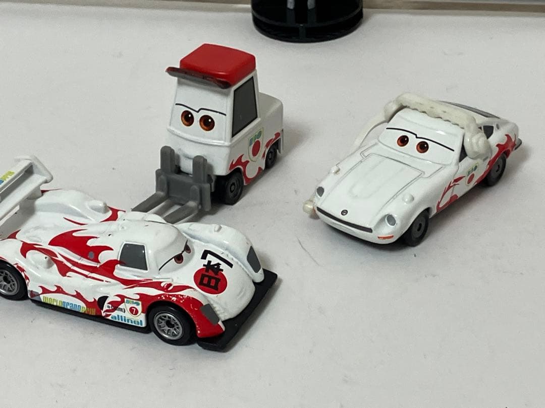カーズ トミカ ジャパンチーム シュウ トドロキ マッハ マツオ キック