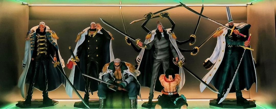 翌日発送 POP ストロベリー 海軍 ワンピース フィギュア ガレージ