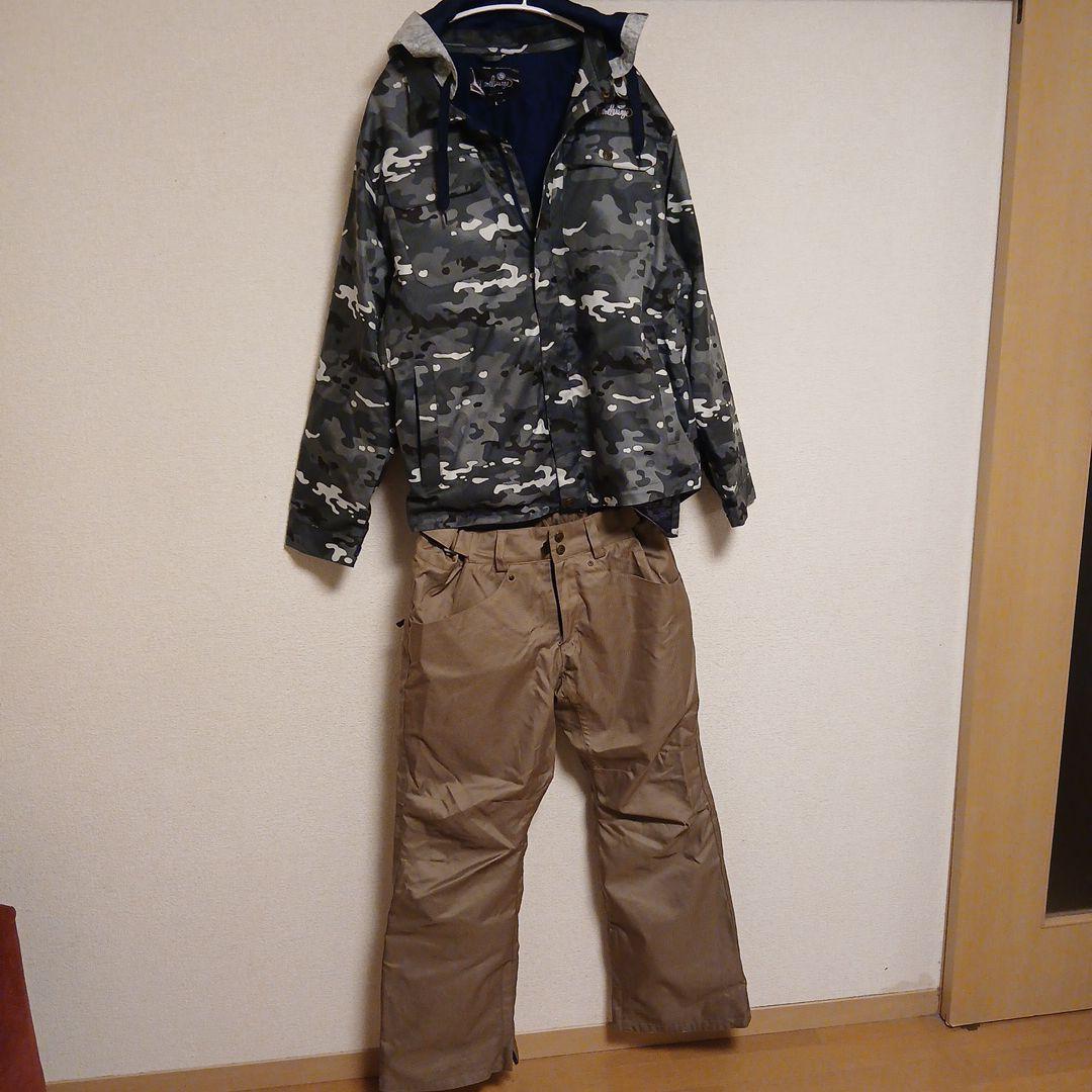 スノボーウエア　上下　サイズＬ