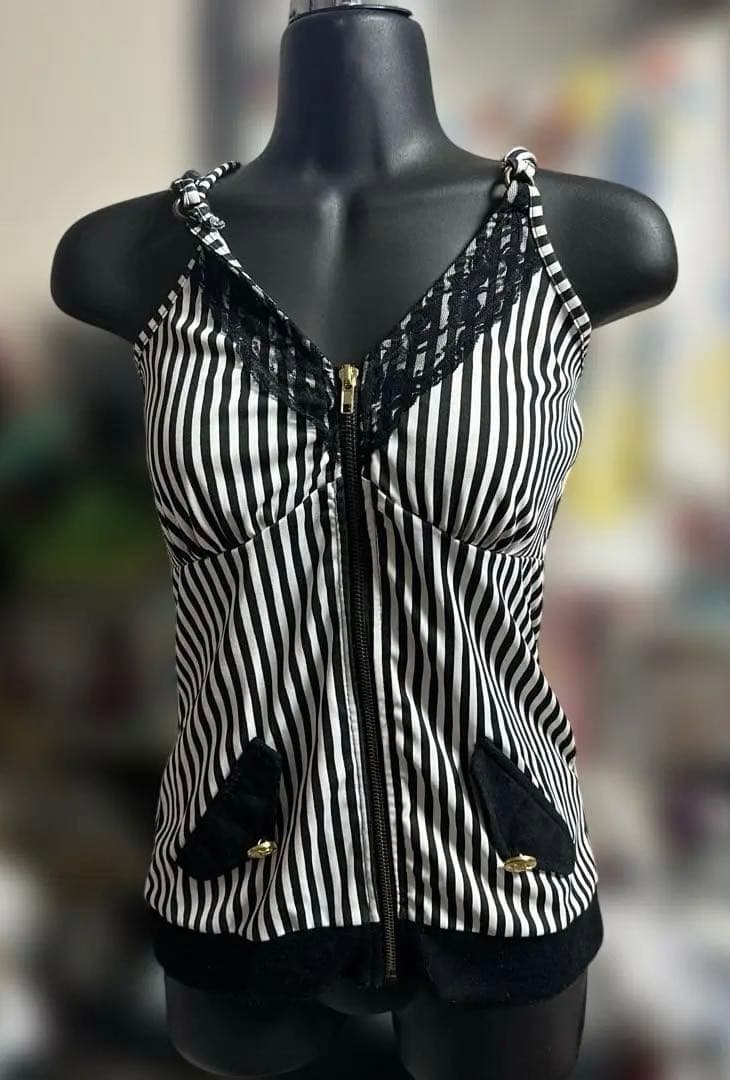 未使用　d.i.a ギャルトップス