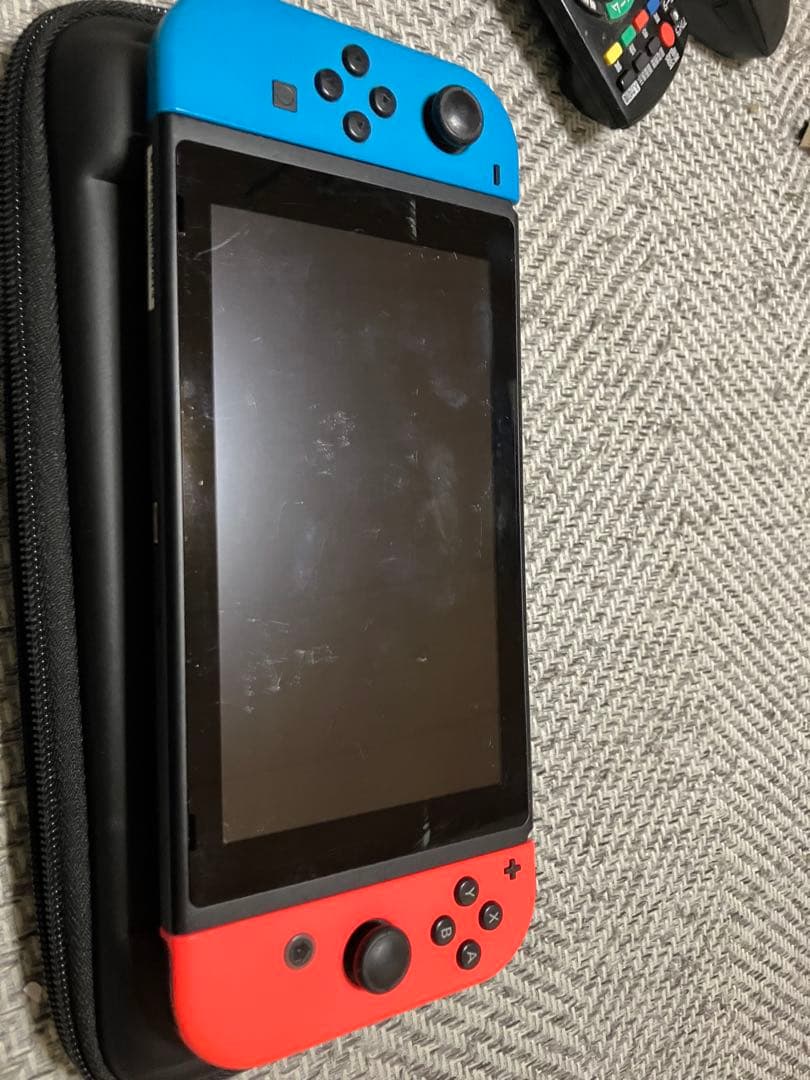 Nintendo Switch 本体のみ　2021年モデル　ジョイコン付き