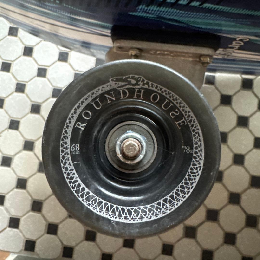 美品】Carver Lost サーフスケートボード 箱・シリアルナンバー付き