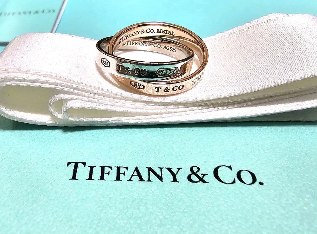 Tiffany & Co. インターロッキングリング1837
