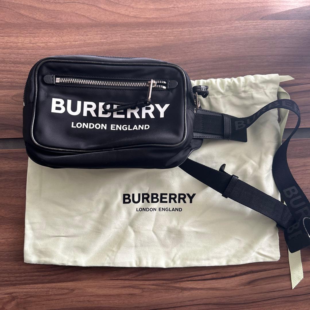 Y*様 BURBERRY ブラック ボディバッグ