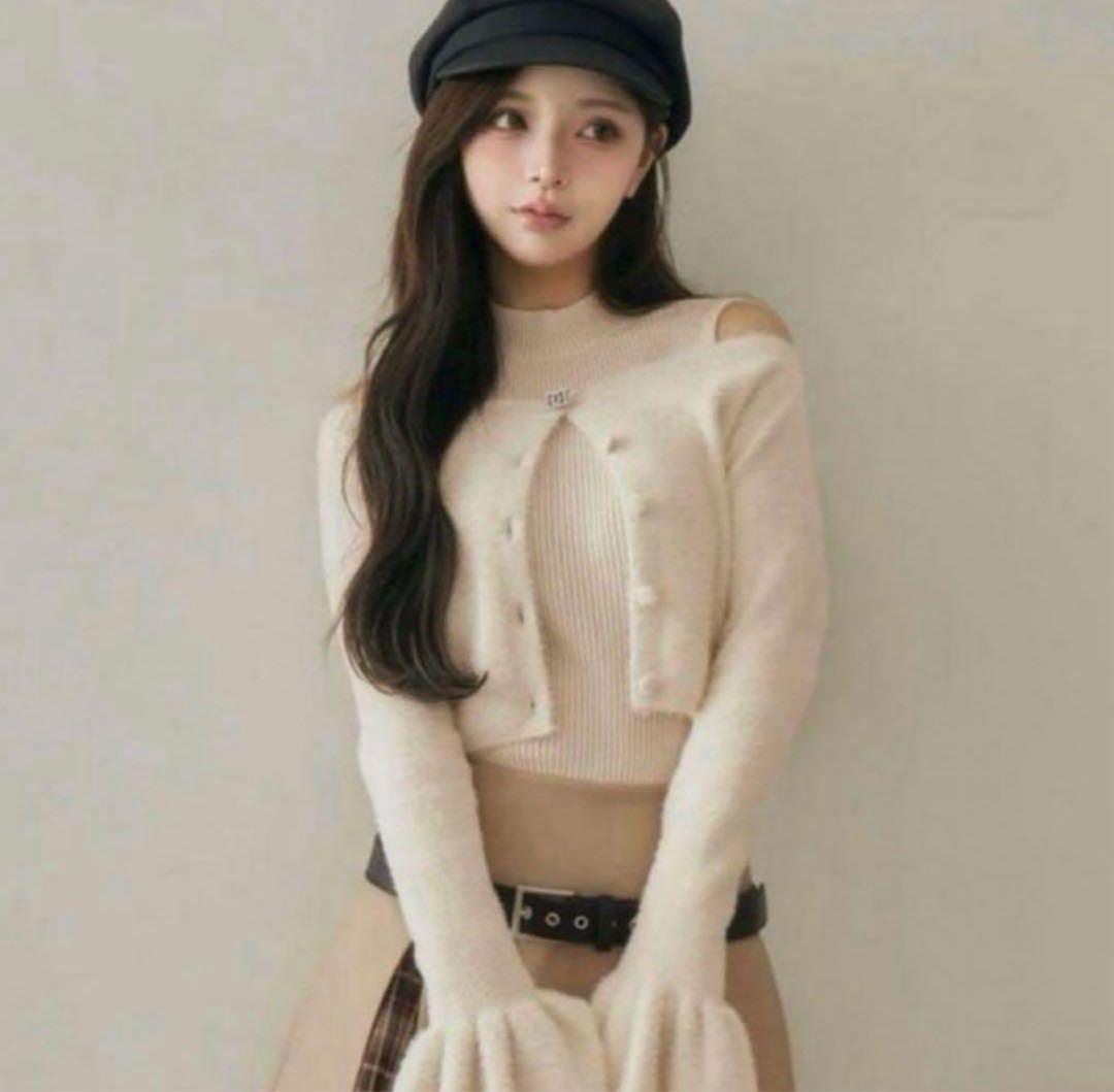 Darich ダーリッチ アンサンブルシャギーニットトップス アイボリー