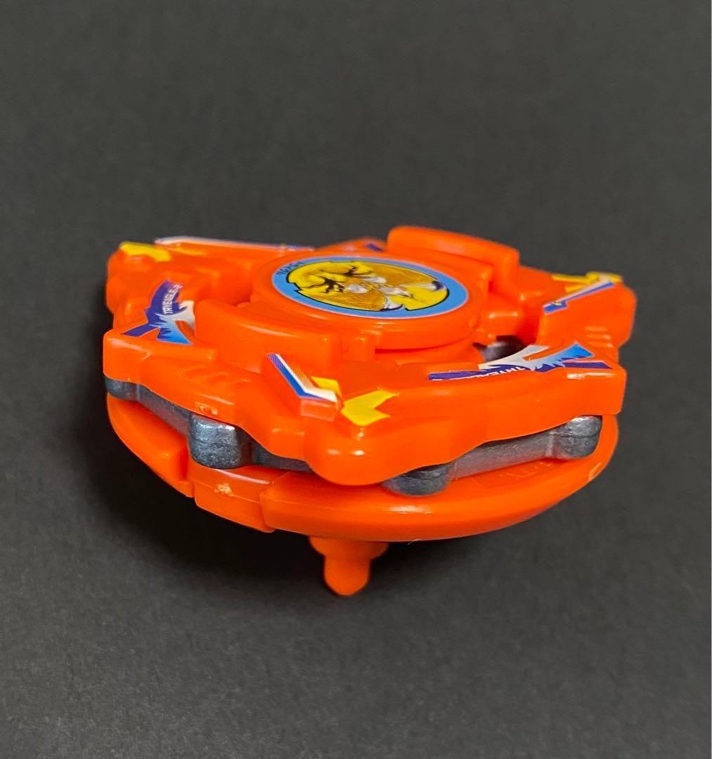 超美品 】 トライグル2 爆転シュートベイブレード - メルカリ