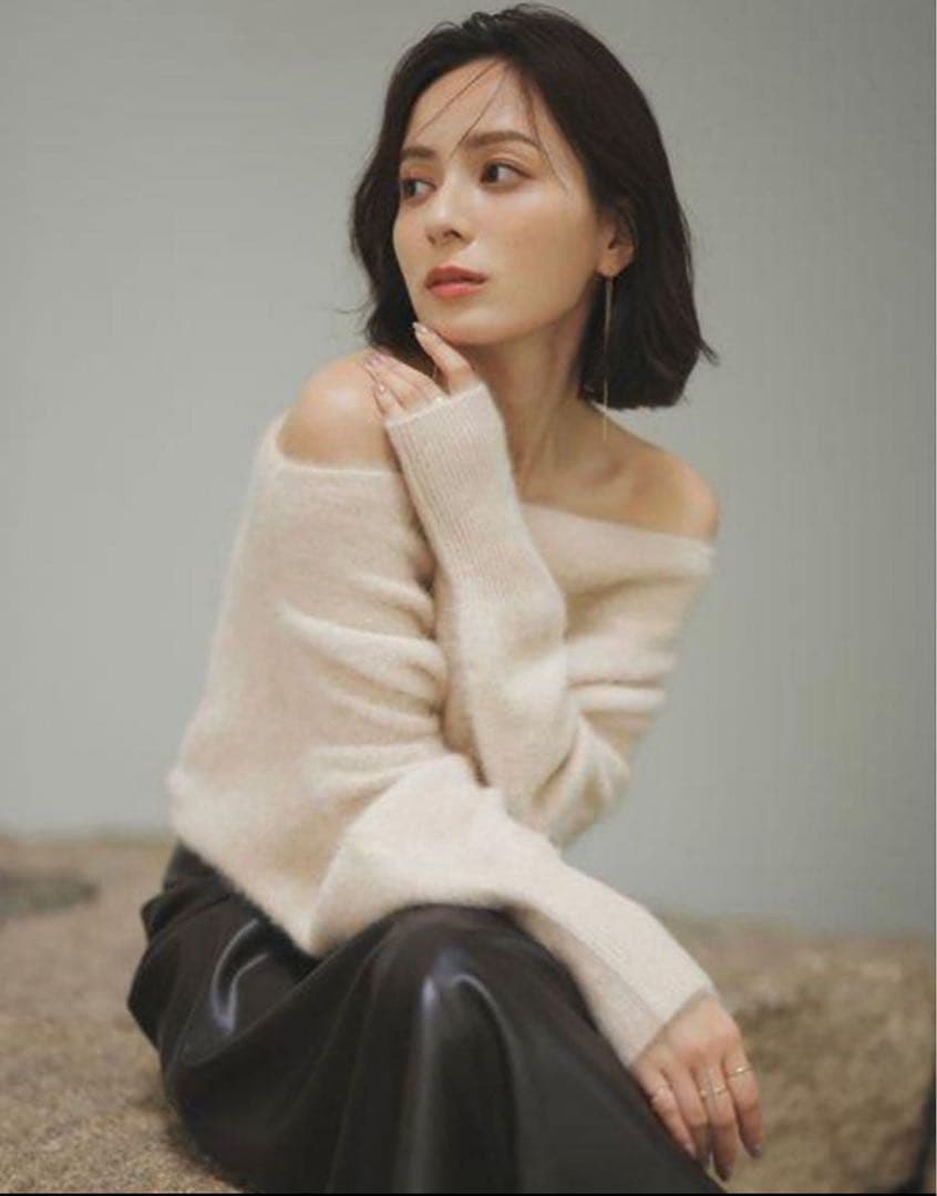 【sua】anuansラクーンフォックスオフショルニットプルオーバー