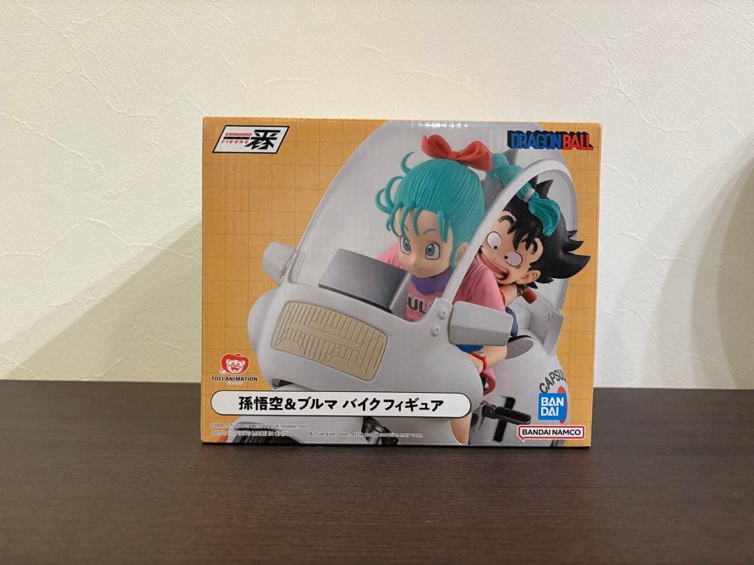 【未開封】ドラゴンボール　一番くじ　悟空　ブルマ　海外正規品