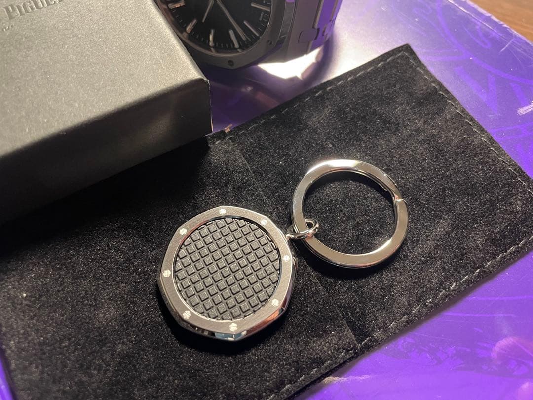 Audemars Piguet キーホルダー 未使用 オーデマピゲ Audemars Piguet キーホルダー ノベルティ - メルカリ