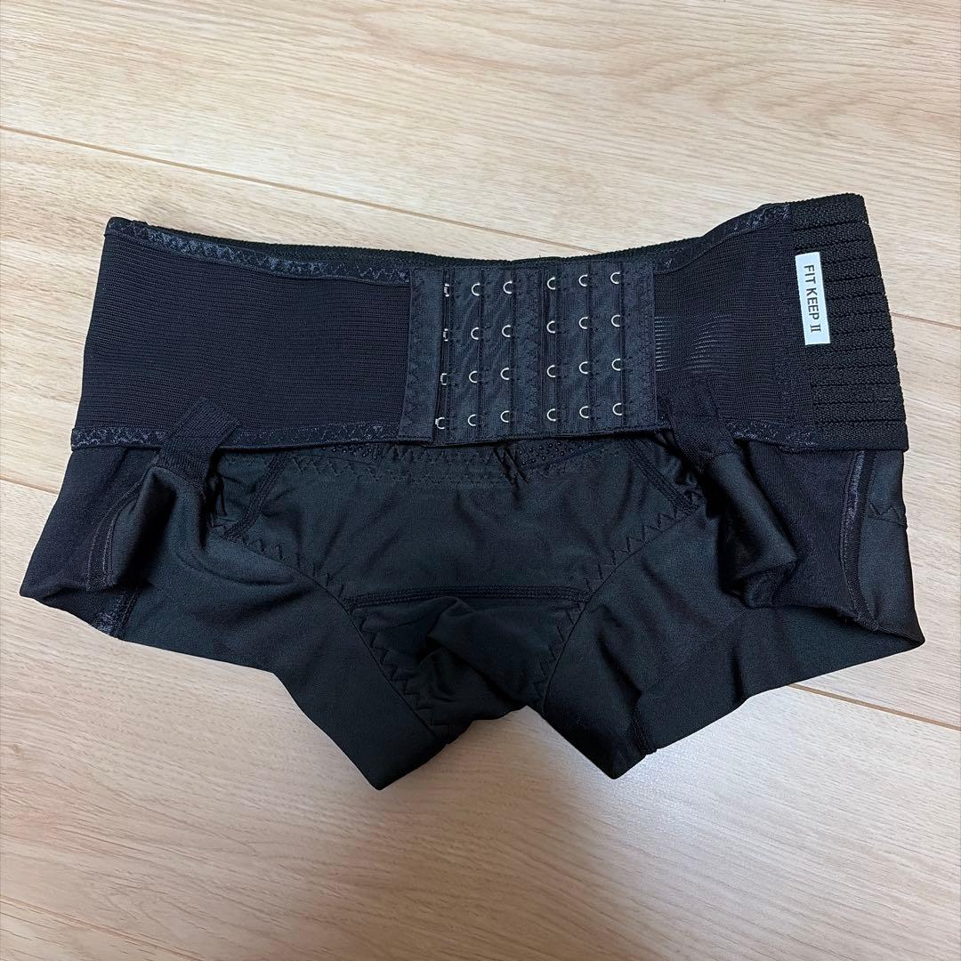 今日限定価格　FIT KEEP II 骨盤ベルト ブラック　M