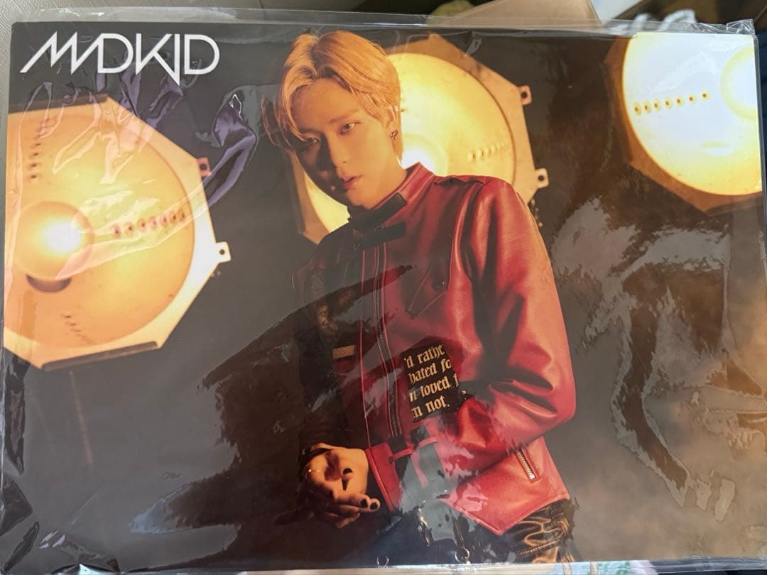 MADKID YUKI パネル