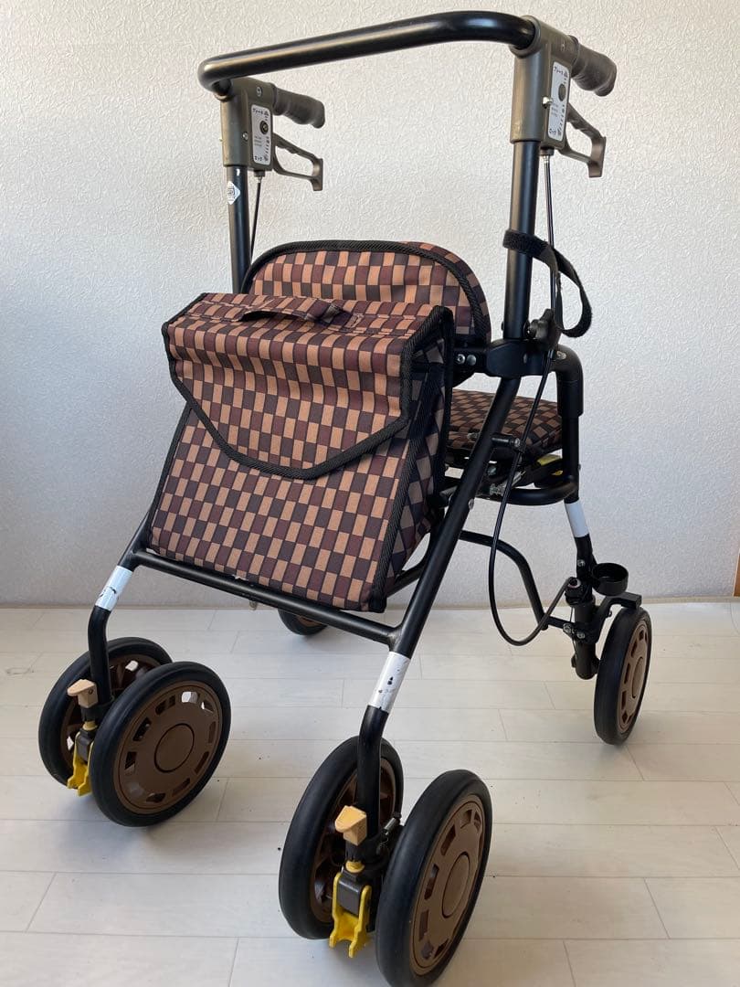 歩行車 : シンフォニーEVO