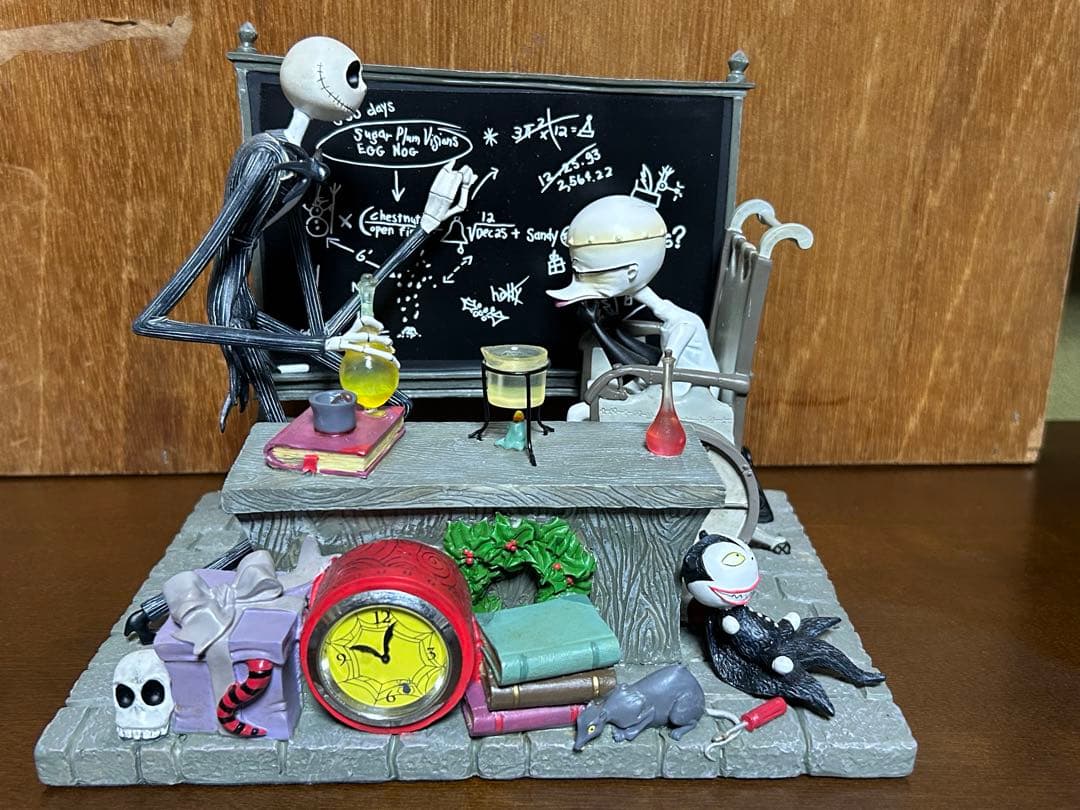 ナイトメアビフォアクリスマス　フィギュア　激レア ザ・ナイトメアー・ビフォア・クリスマス プレミアムフィギュア