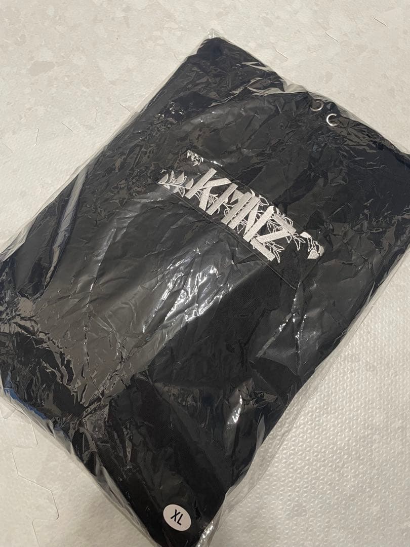 あ*様 KMNZ パーカーXL