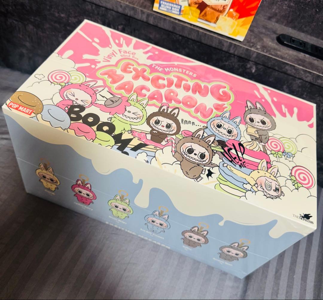 キーホルダー・アクリルキーホルダー POP MART THE MONSTERS Exciting Macaron
